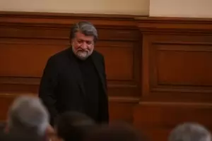 Рашидов похвали Захариева, че развива дружбата с Русия