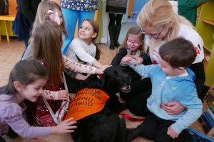 Докато някои родители измислят хронични заболявания на децата си за