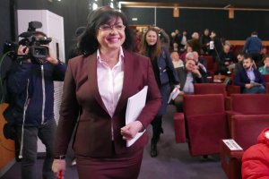 Колкото повече наближават първите в историята на БСП преки избори