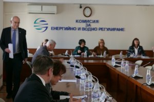 Комисията за енергийно и водно регулиране ще бъде разделена на