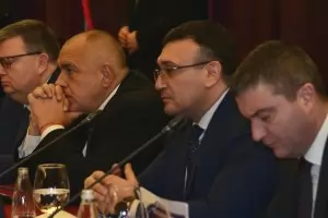 Реформи бол, а фирмите пак са "хамстери на катерушка"