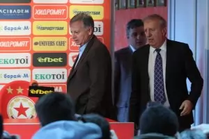 Един от собствениците се оттегля от "ЦСКА-София"