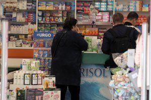 Тенденцията десетки лекарства да се спират от продажба от производителите