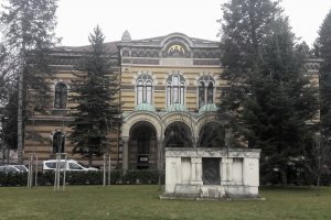 Светият синод призова управляващите да оттеглят целия нов Закон за социалните