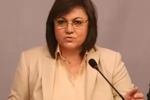 Нинова: Няма нужда един човек да съчетава всички постове