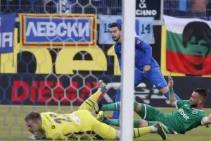 Миланов: Срамно е "Левски" да играе така