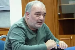 Цветанов си купи нов апартамент, а ГЕРБ си купи СДС