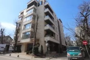 "Артекс" разпространи позиция по скандала с апартаментите