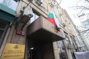 Чакащи трансплантация започнаха безсрочен протест пред МЗ   