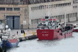 Малта спаси кораб, отвлечен от бежанци