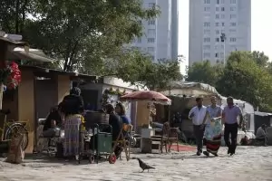 Слухове за отвличания предизвикаха 
атаки срещу роми във Франция