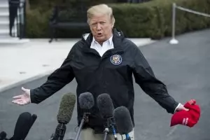 Донълд Тръмп вече иска 8.6 млрд. долара за стената с Мексико 