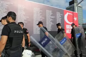 Прокуратурата в Турция описала 
             предварително опита за преврат