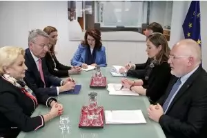 Румъния иска да пише докладите на Брюксел