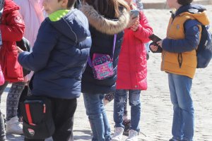 По малко деца отпадат от училище но темпът на намаление е