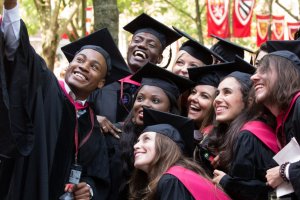 Държавният секретар Марко Рубио е изпратил инструкции до посолствата и