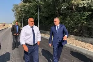 Борисов демонстративно разжалва Портних