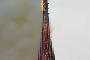 Кметът на Поморие се отказа да дарява за "Нотр Дам"