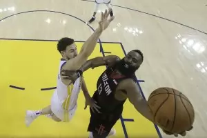  "Голдън стейт" победи "Хюстън" в мач №1 от полуфиналите на Запад