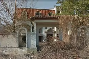 Родителите на Николина Ангелкова й купили и имот в Драгалевци