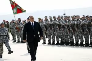 Борисов обеща ново военно училище от името на парламента
