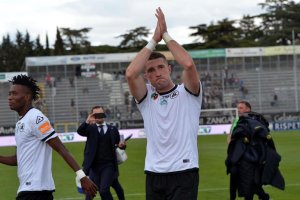 Единственият български футболист в Серия А Андрей Гълъбинов Специя