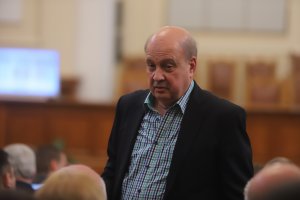 Има отслабване на партиите в България За радост на ГЕРБ Бойко