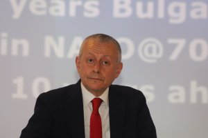 Щом се говори за Трета световна война значи е по малко