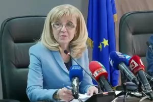 Държавата не можела сама да управлява тол-системата