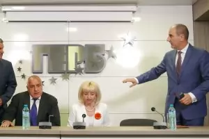 Борисов не е съгласен Цветанов да е парламентарен сътрудник на ГЕРБ