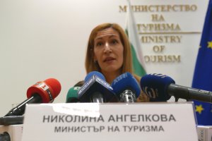 Загуби за стотици милиони и верижни фалити на хотели се очакват