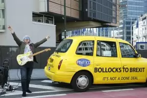  Макрон иска да остави Лондон без еврокомисар