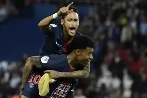 Мбапе обеща да остане в ПСЖ след титлата във Франция