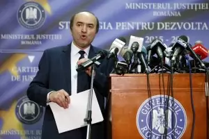 Румъния наказа с уволнение министъра на правосъдието 