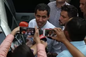  Върховният съд иска имунитета на Гуайдо