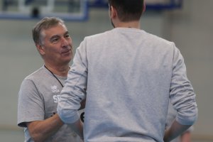 Всеки волейболист който покаже че се намира в подобаваща форма