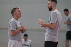 Селекционерът на националния отбор по волейбол Силвано Пранди даде дипломатично