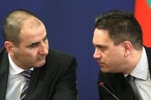 В България скандалите дори и най гръмовните бързо отминават и се