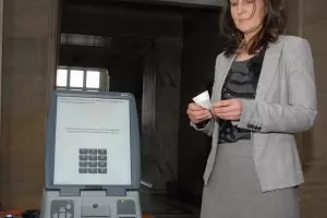  За едни излишни девет милиона