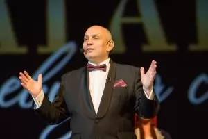 Възраждане не се прави от един ансамбъл, а от един народ