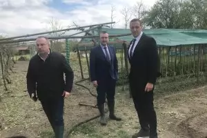 ГЕРБ започна да излива милиони предизборно