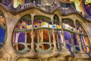 Чрез профанизация към чистота на образа