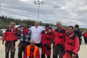 Борисов провери ремонта на пътя, по който ще мине папата