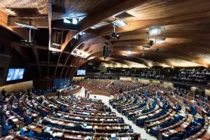 
Унгария плащала, за да 
умилостиви Съвета на Европа 