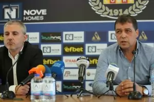 "Левски" обяви раздялата с 11 футболисти