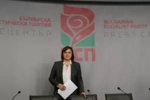 Преди ключовия конгрес неяснотите и напрежението в БСП се увеличават 