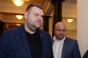 Не знам защо сигурно си има причина но едно от