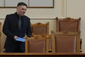 Правосъдният министър видя "героизация" на шефа на ВКС Лозан Панов