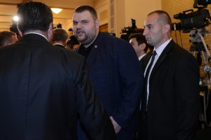 Българската прокуратура привлича най голямо внимание когато мълчи Обикновено разследванията на