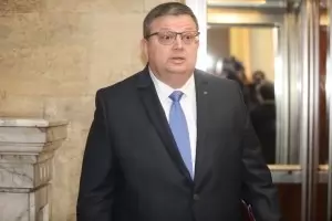 Цацаров разпореди проверка на партийните субсидии